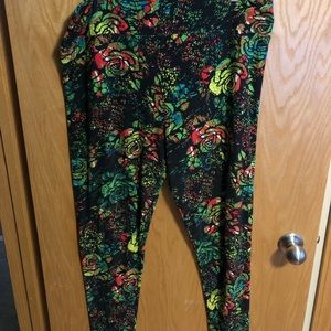 LulaRoe floral leggings